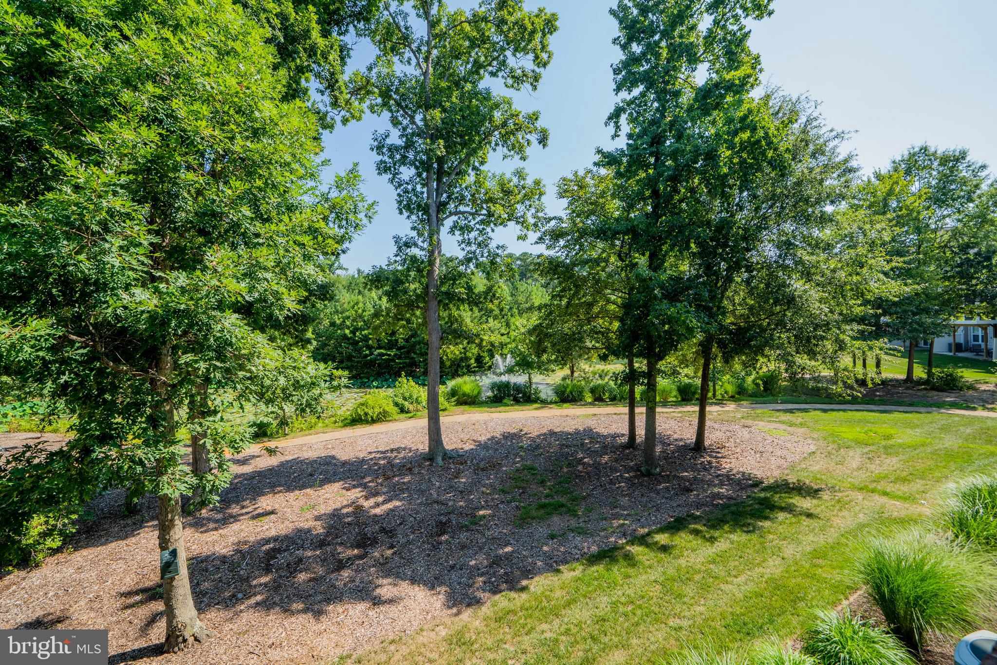 OYSTER BAY CONDOMINIUMS - Residential