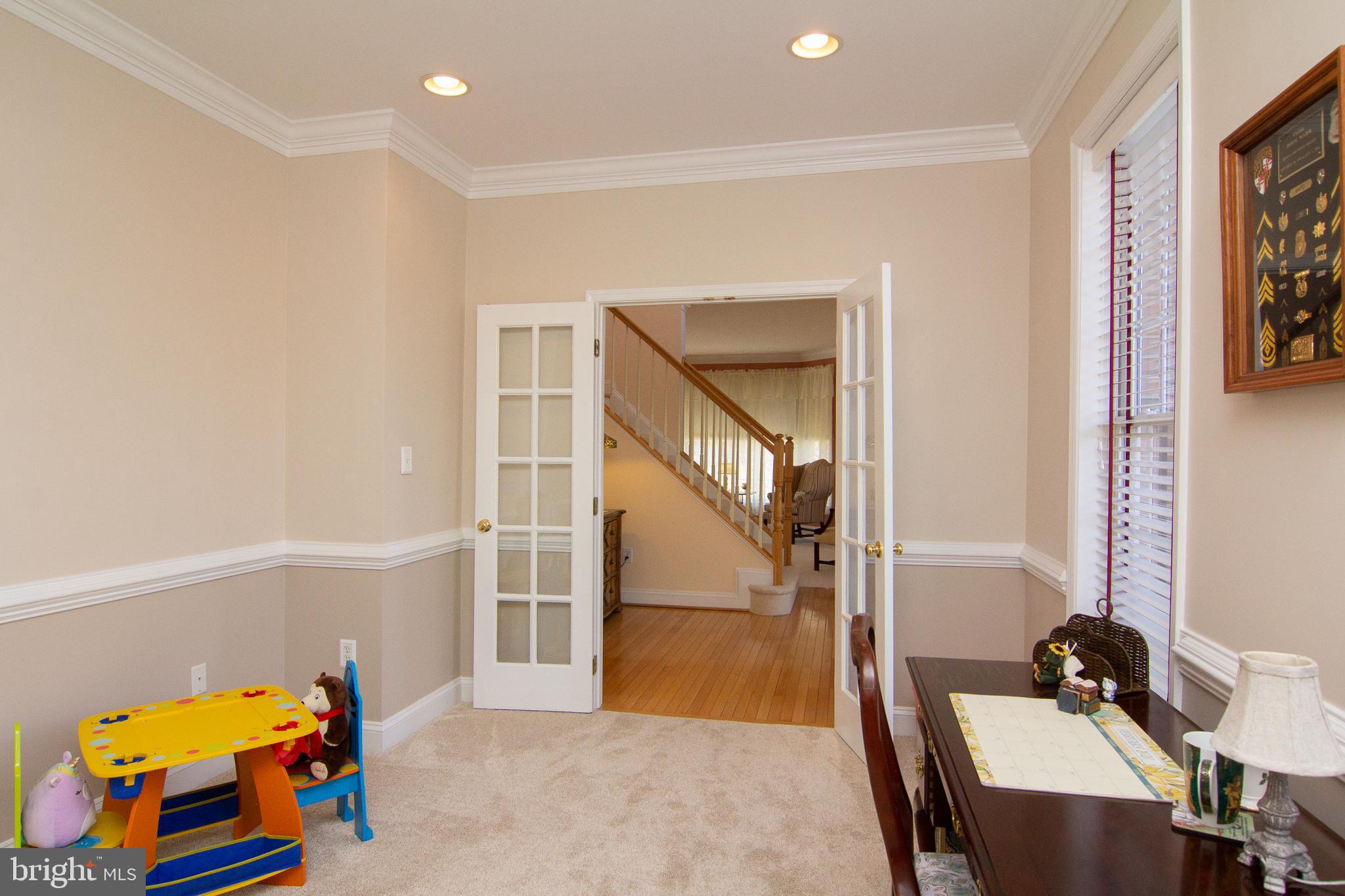 CLIVEDEN REACH - Residential