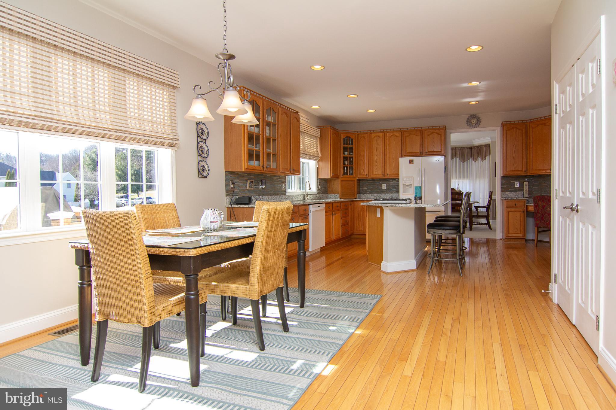 CLIVEDEN REACH - Residential