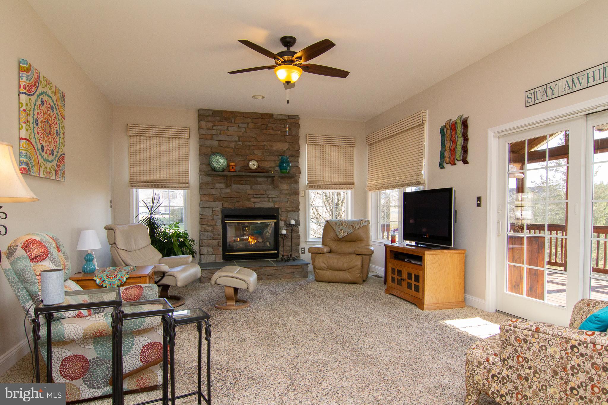 CLIVEDEN REACH - Residential