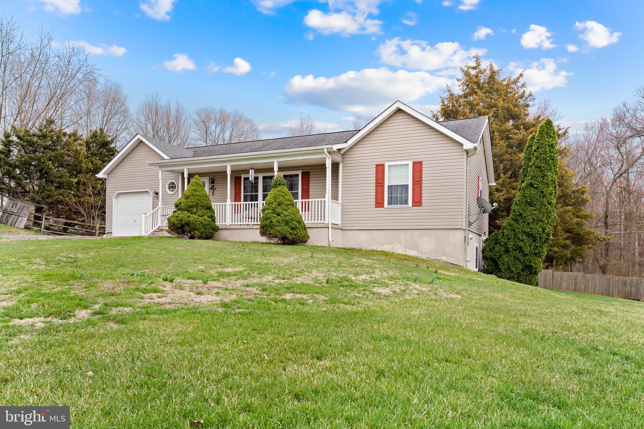 TYLER ESTATES - Residential