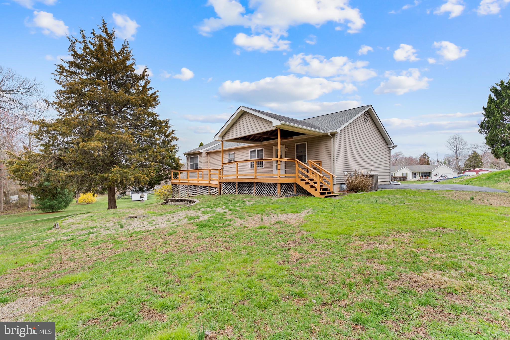 TYLER ESTATES - Residential