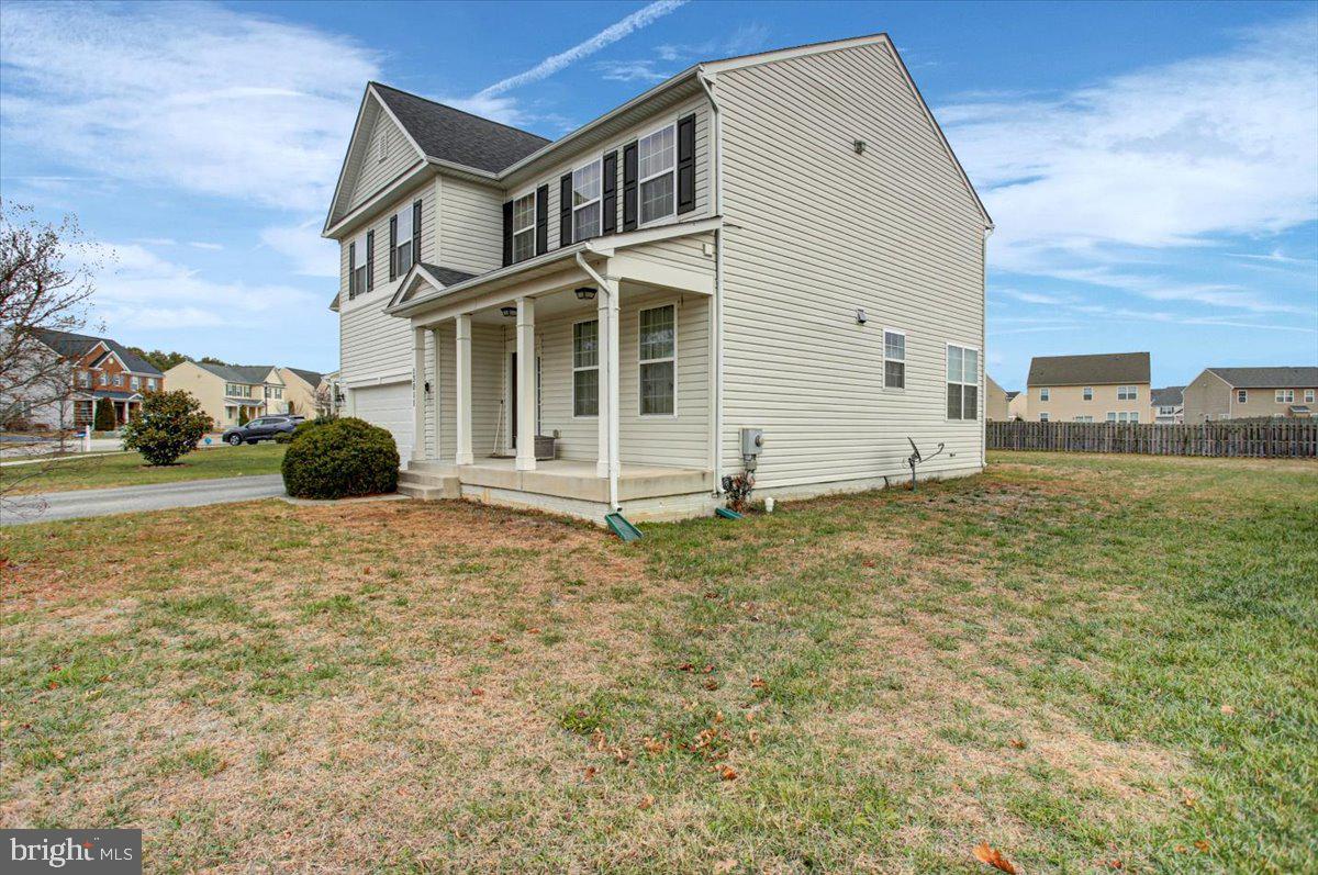 COLLEGIATE ACRES - Residential