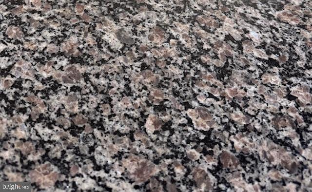 COLLEGIATE ACRES - Residential