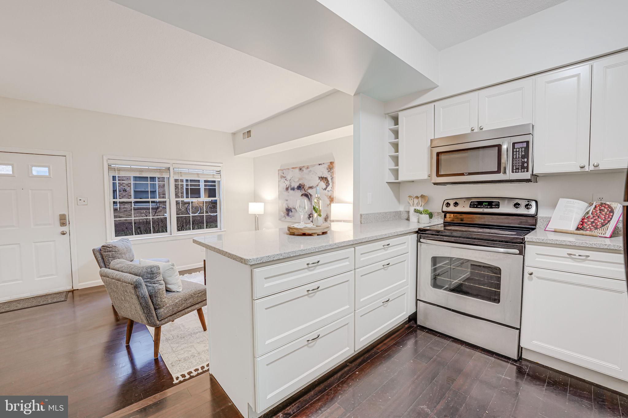 BEDFORD PARK - Residential
