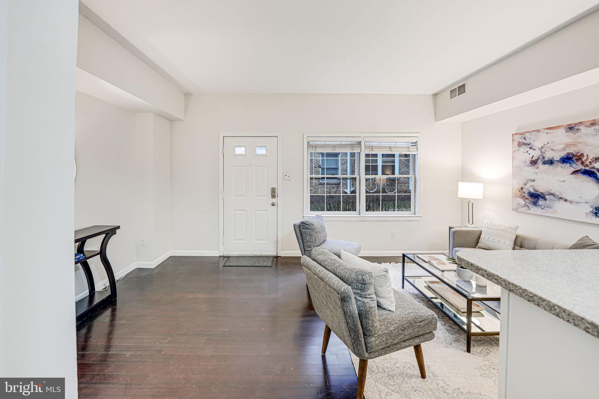 BEDFORD PARK - Residential