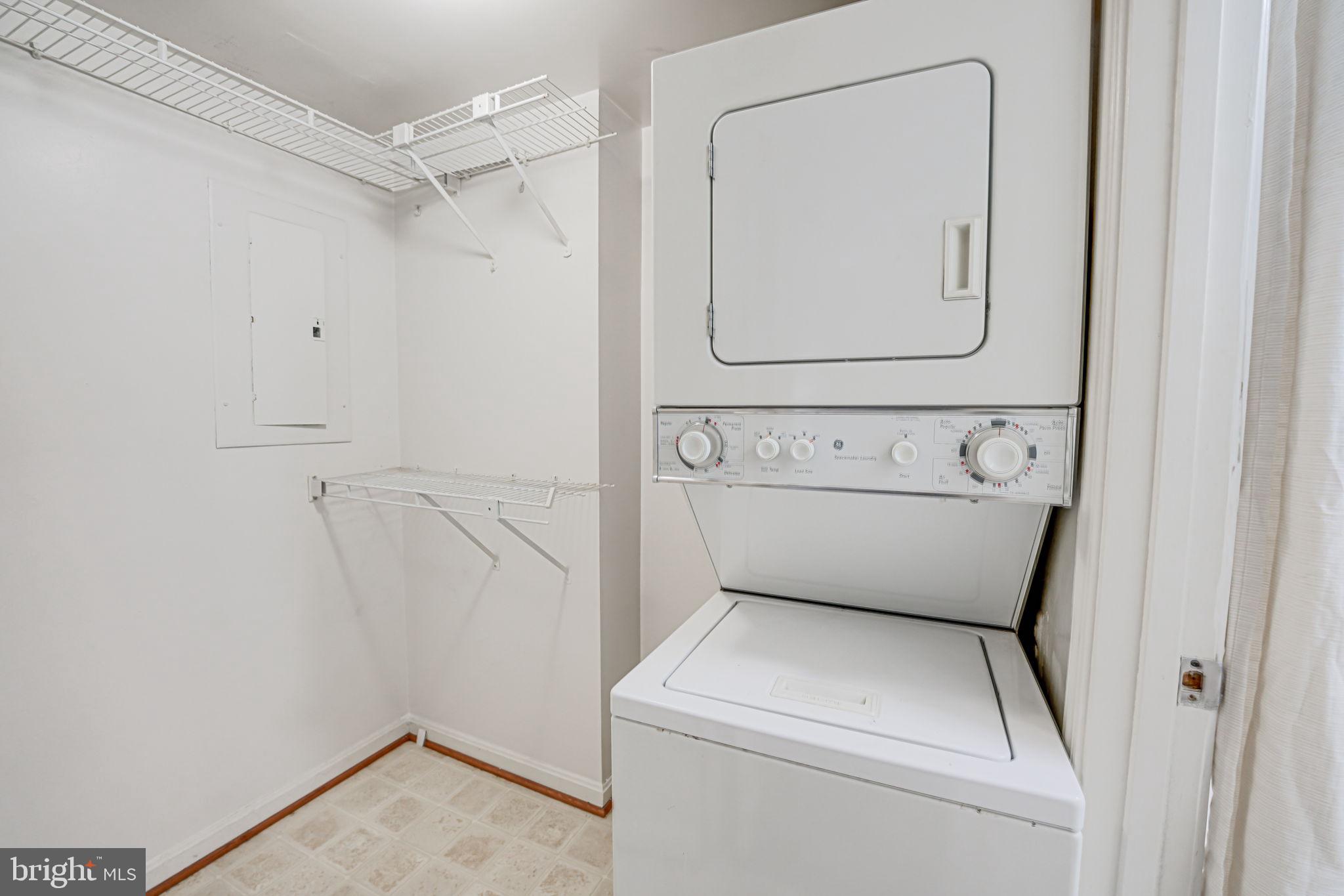 BEDFORD PARK - Residential