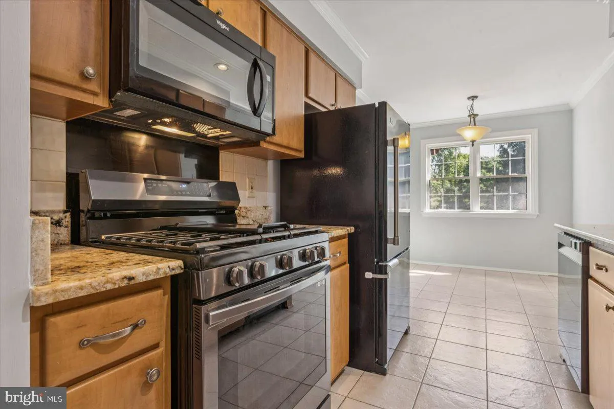 Lawrenceville, New Jersey 08648, United States, 3 Bedrooms Bedrooms, ,3 BathroomsBathrooms,Residential,Active,179555