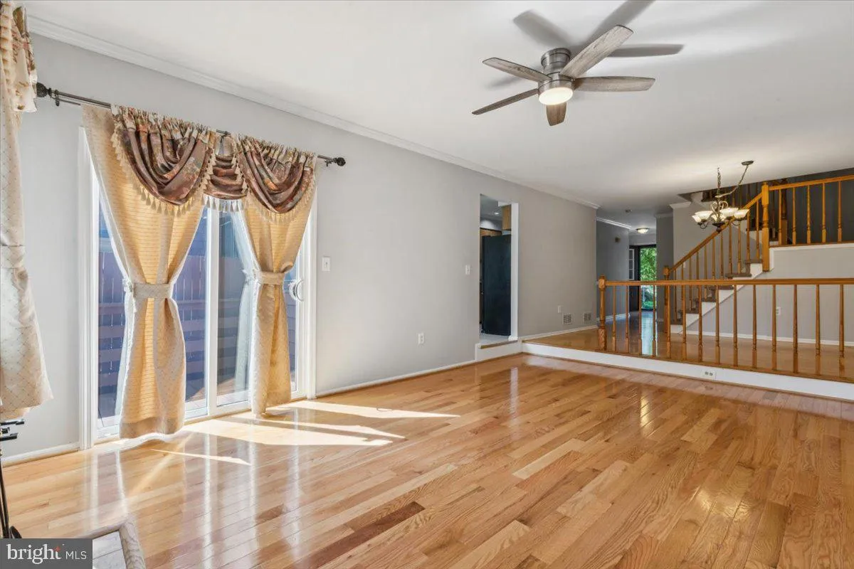 Lawrenceville, New Jersey 08648, United States, 3 Bedrooms Bedrooms, ,3 BathroomsBathrooms,Residential,Active,179555