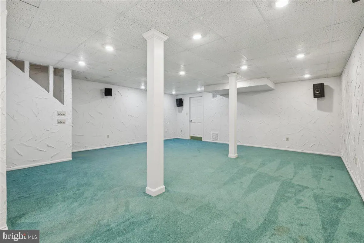 Lawrenceville, New Jersey 08648, United States, 3 Bedrooms Bedrooms, ,3 BathroomsBathrooms,Residential,Active,179555