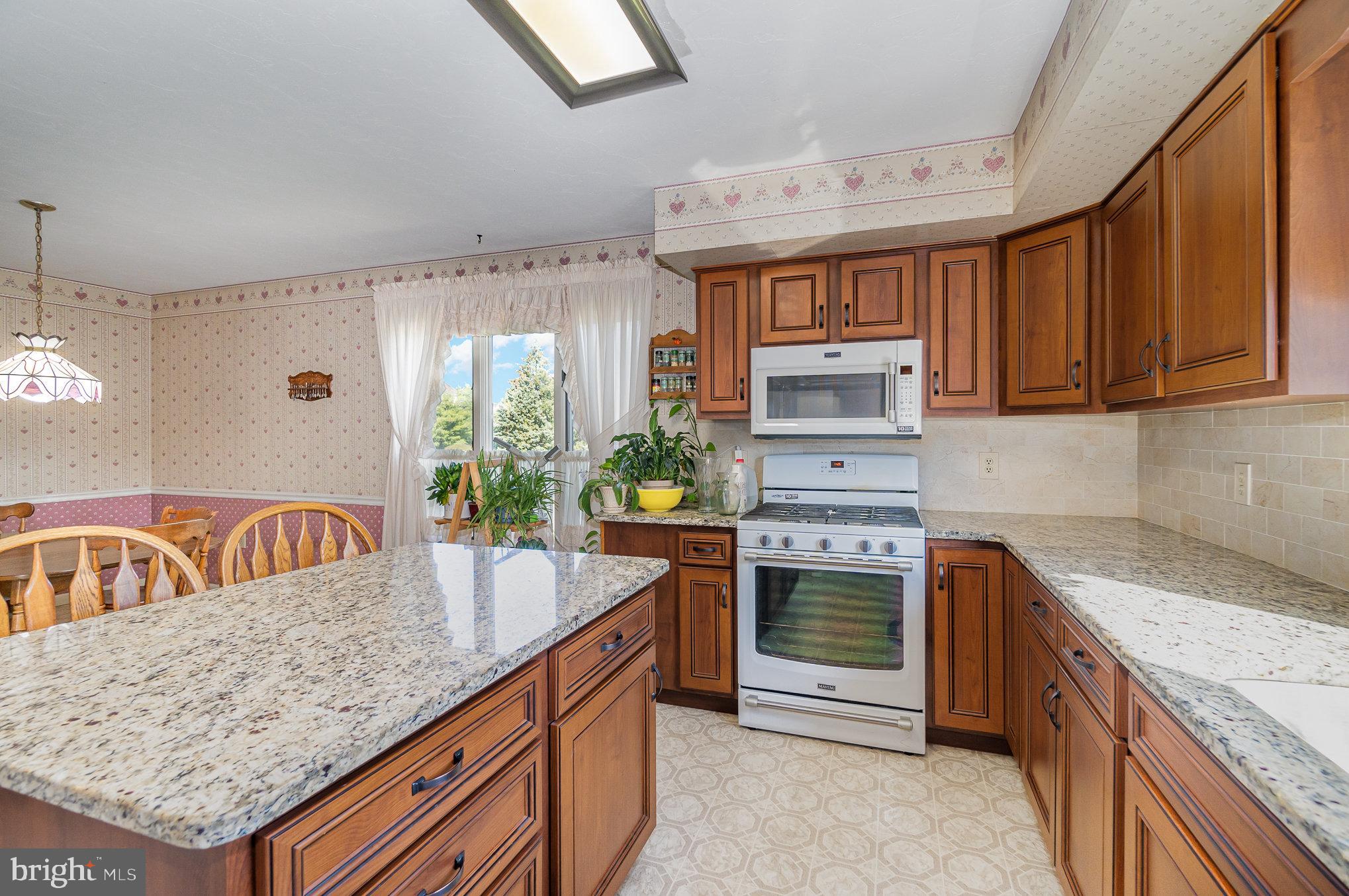 BRIAR BEND - Residential