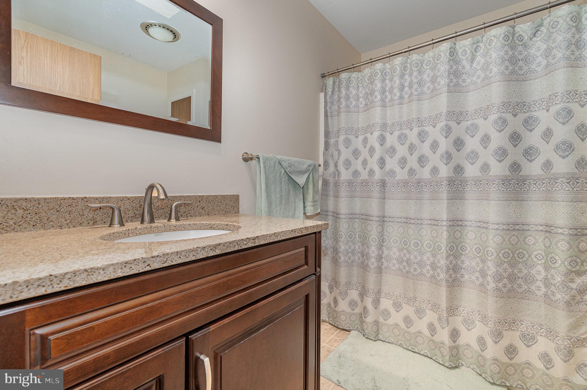 BRIAR BEND - Residential