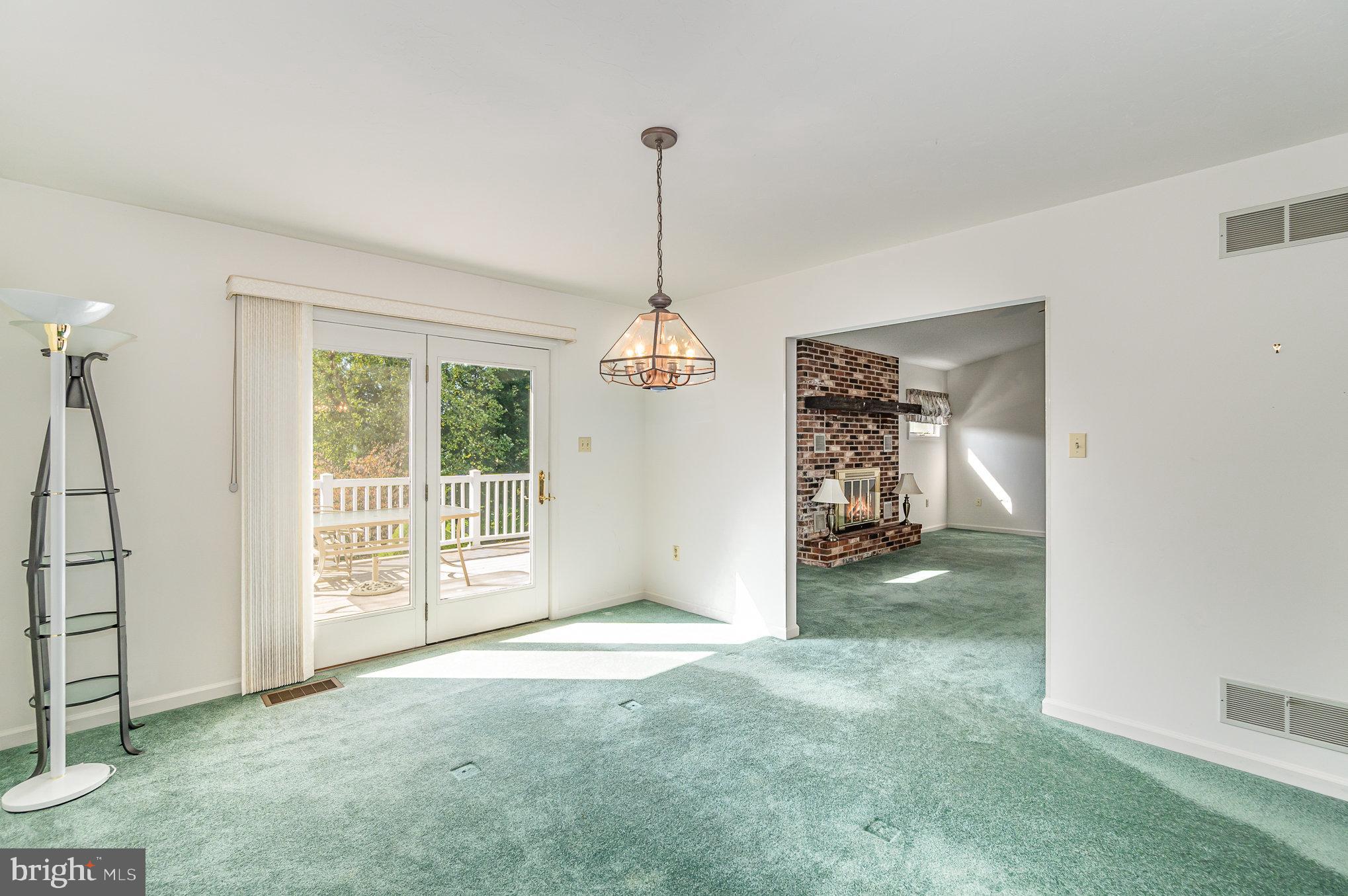 BRIAR BEND - Residential