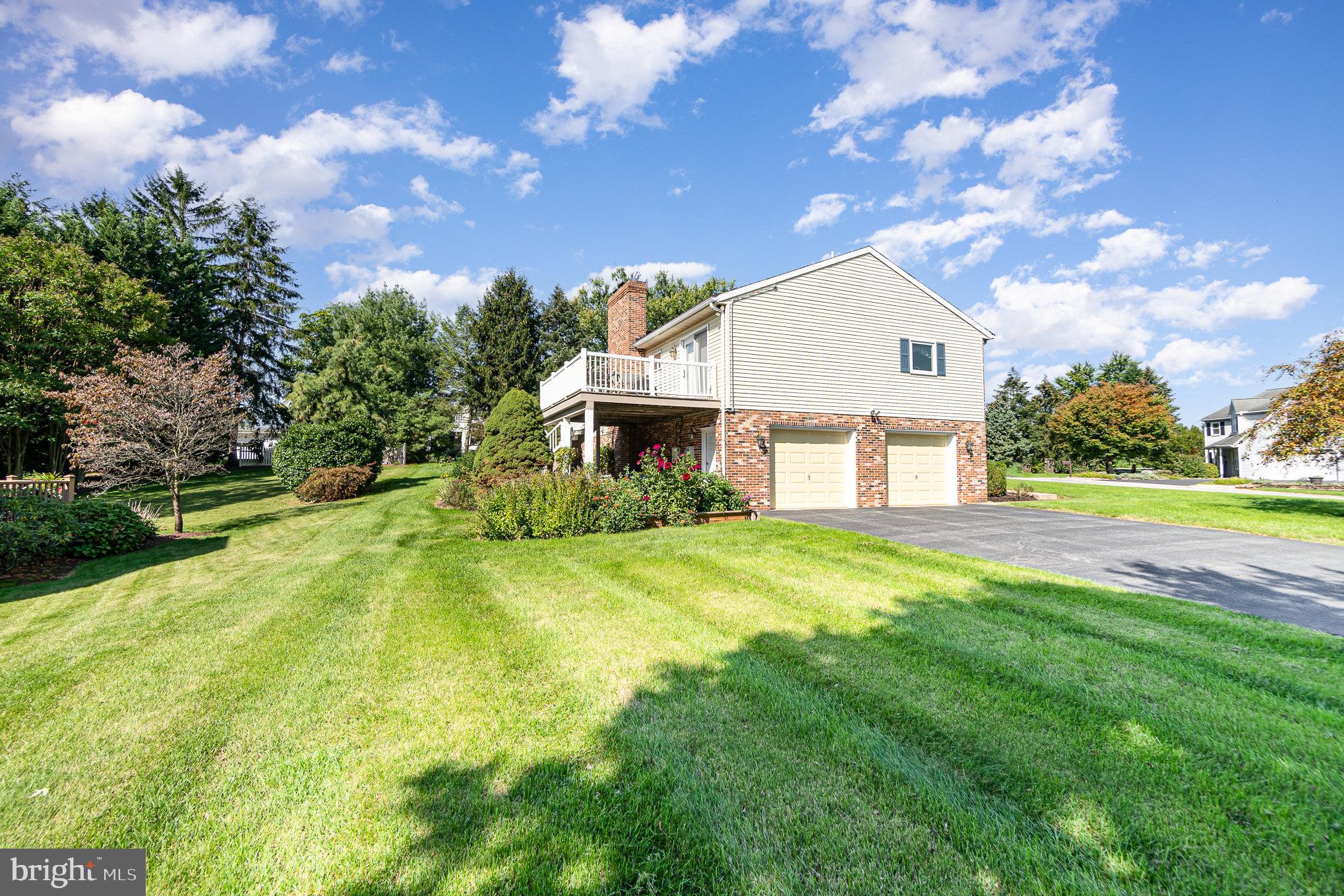 BRIAR BEND - Residential