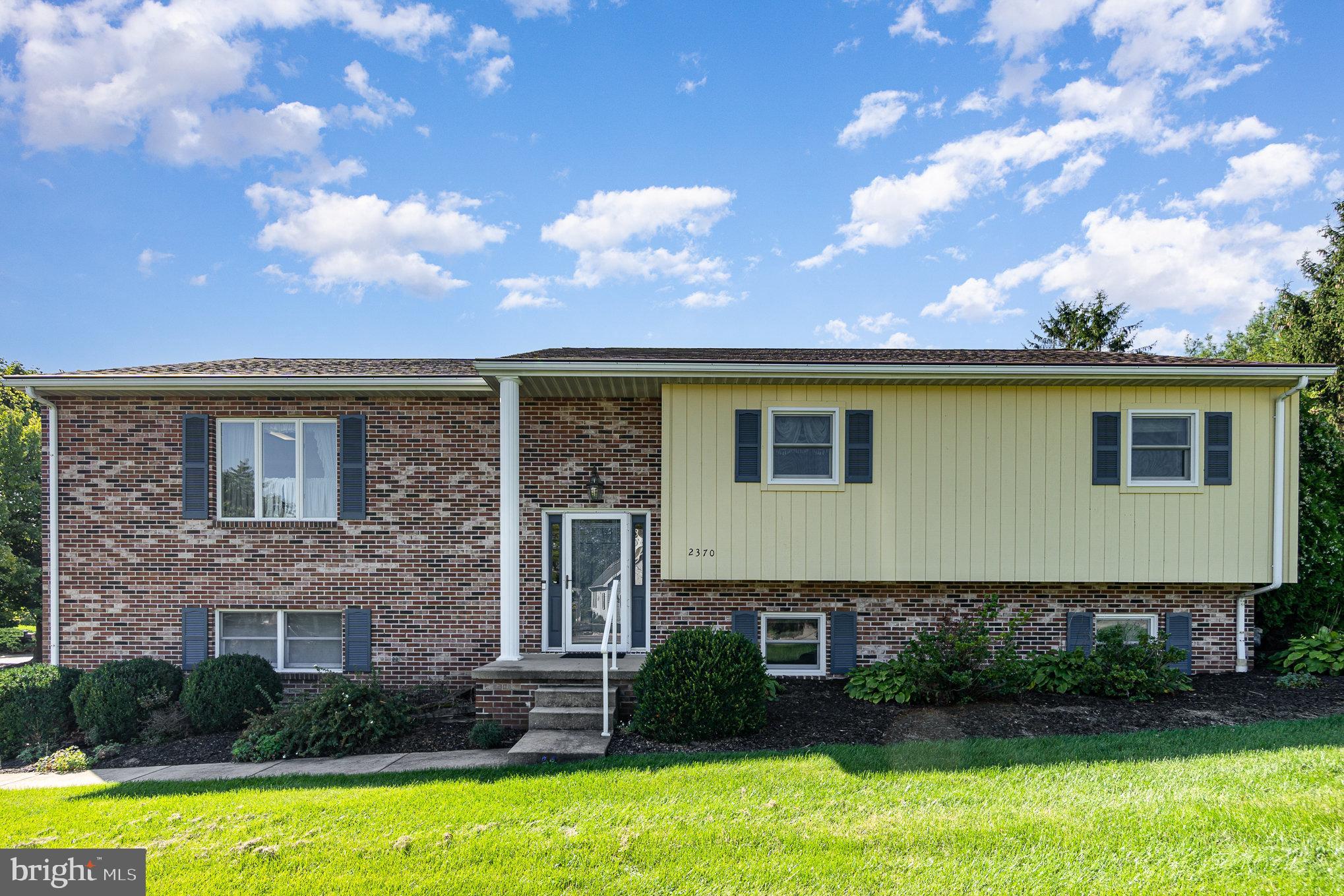 BRIAR BEND - Residential