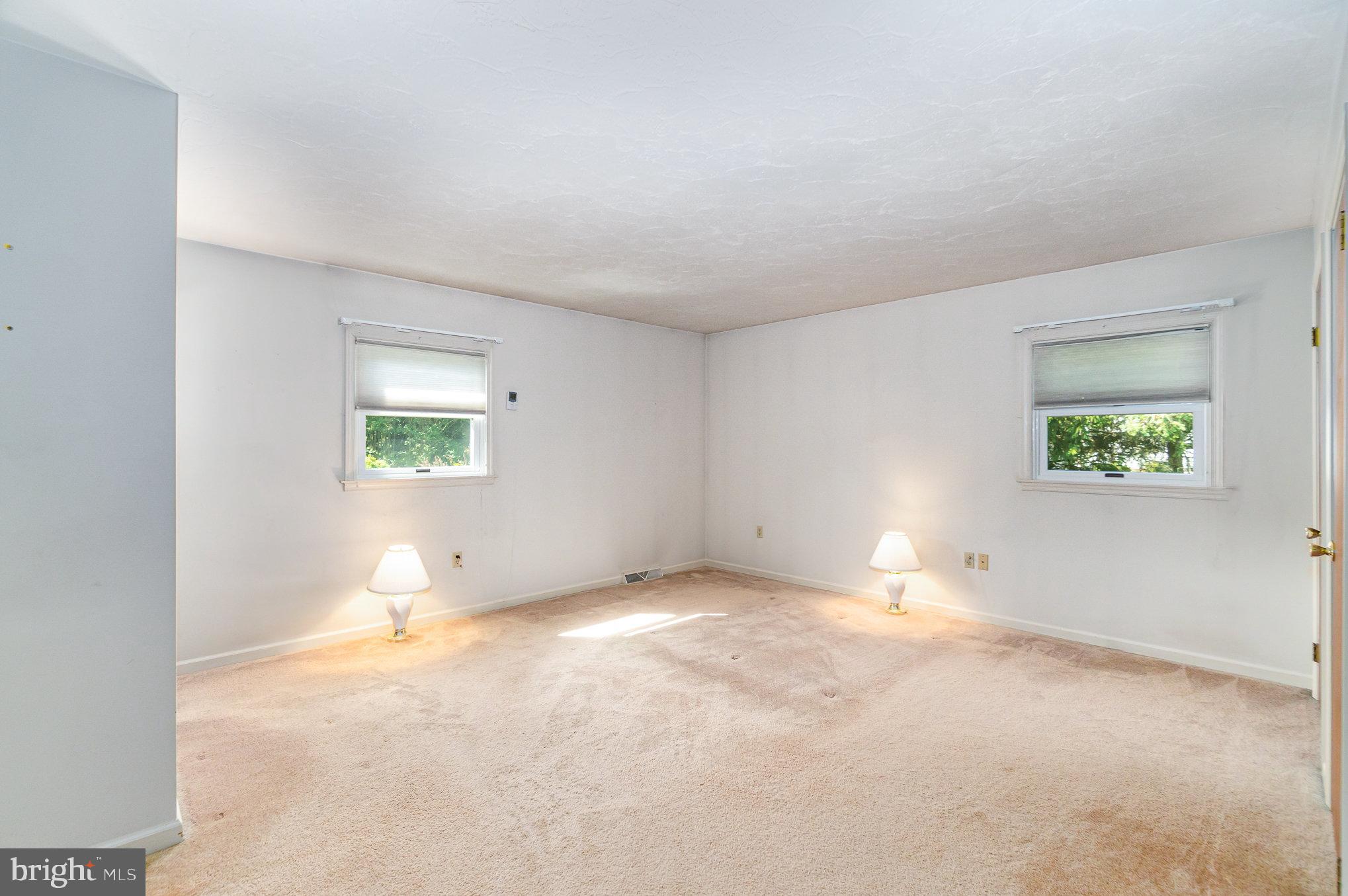 BRIAR BEND - Residential