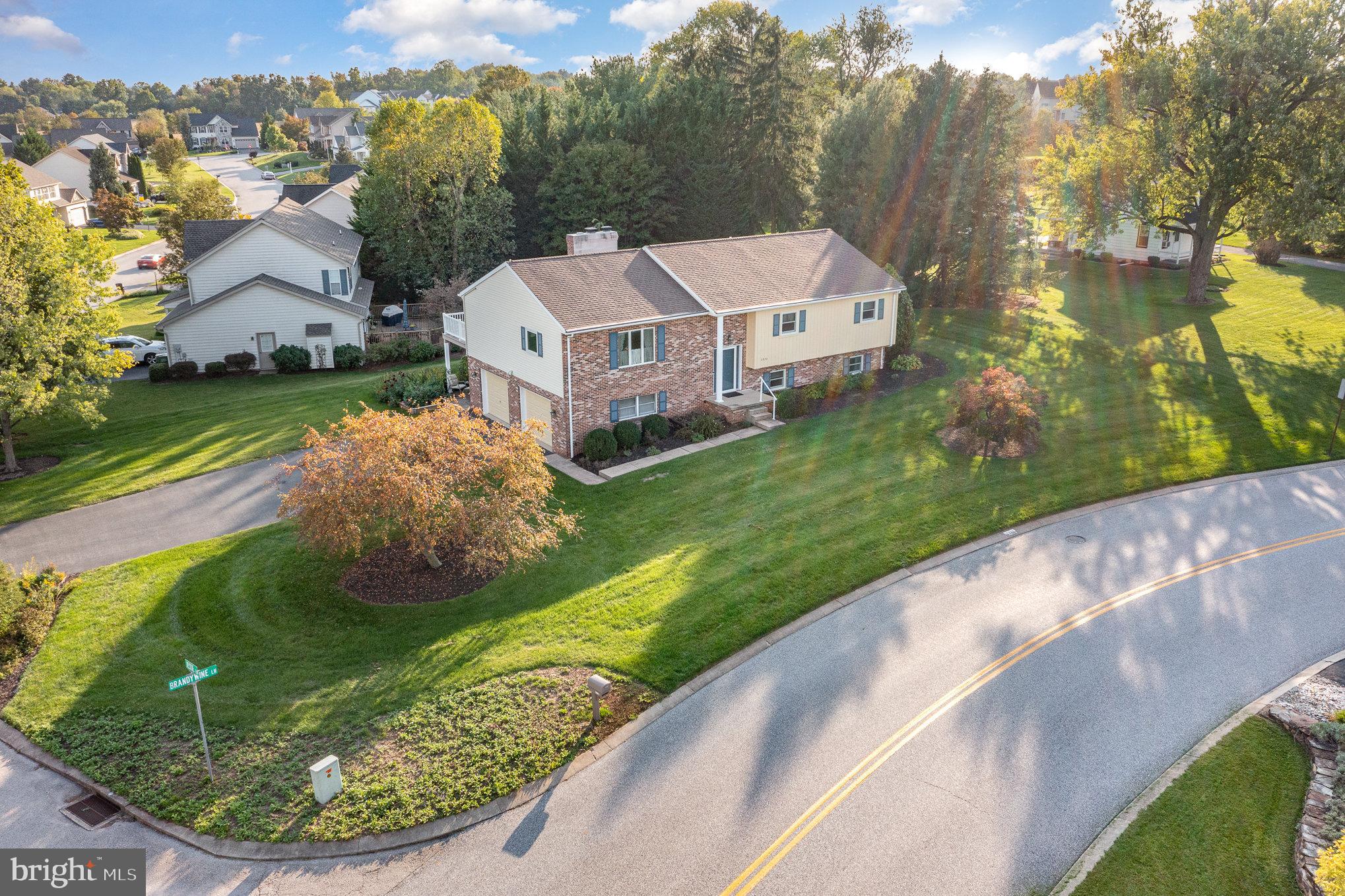 BRIAR BEND - Residential