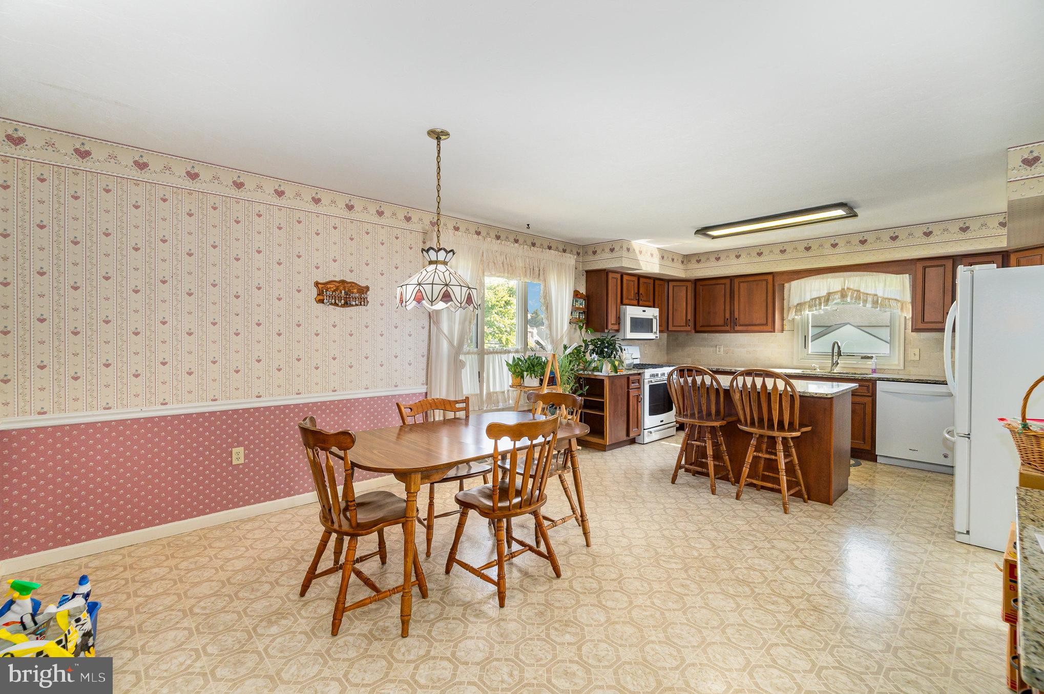 BRIAR BEND - Residential