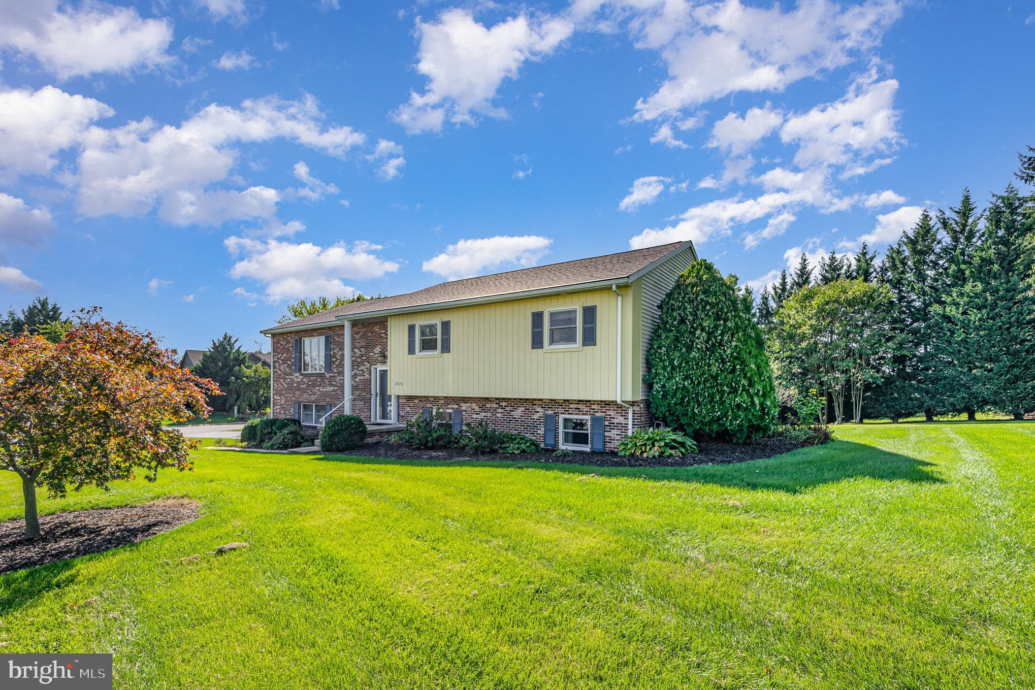 BRIAR BEND - Residential