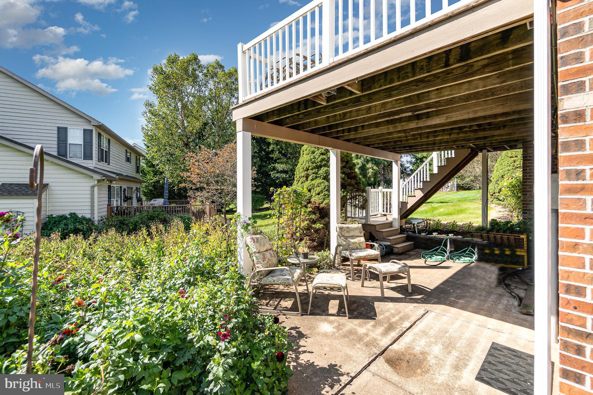 BRIAR BEND - Residential