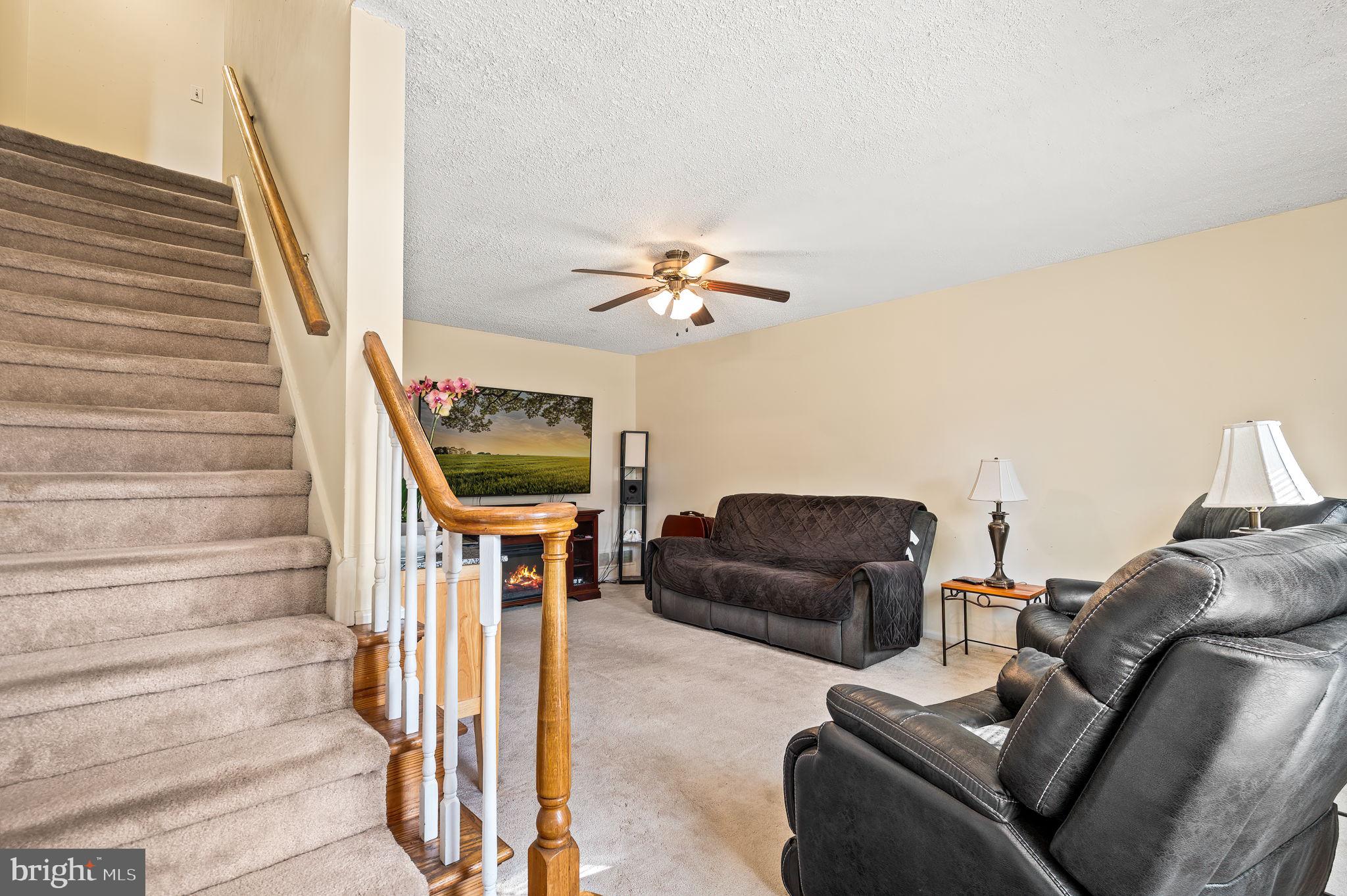 CHATHAM VIL OF TOW - Residential