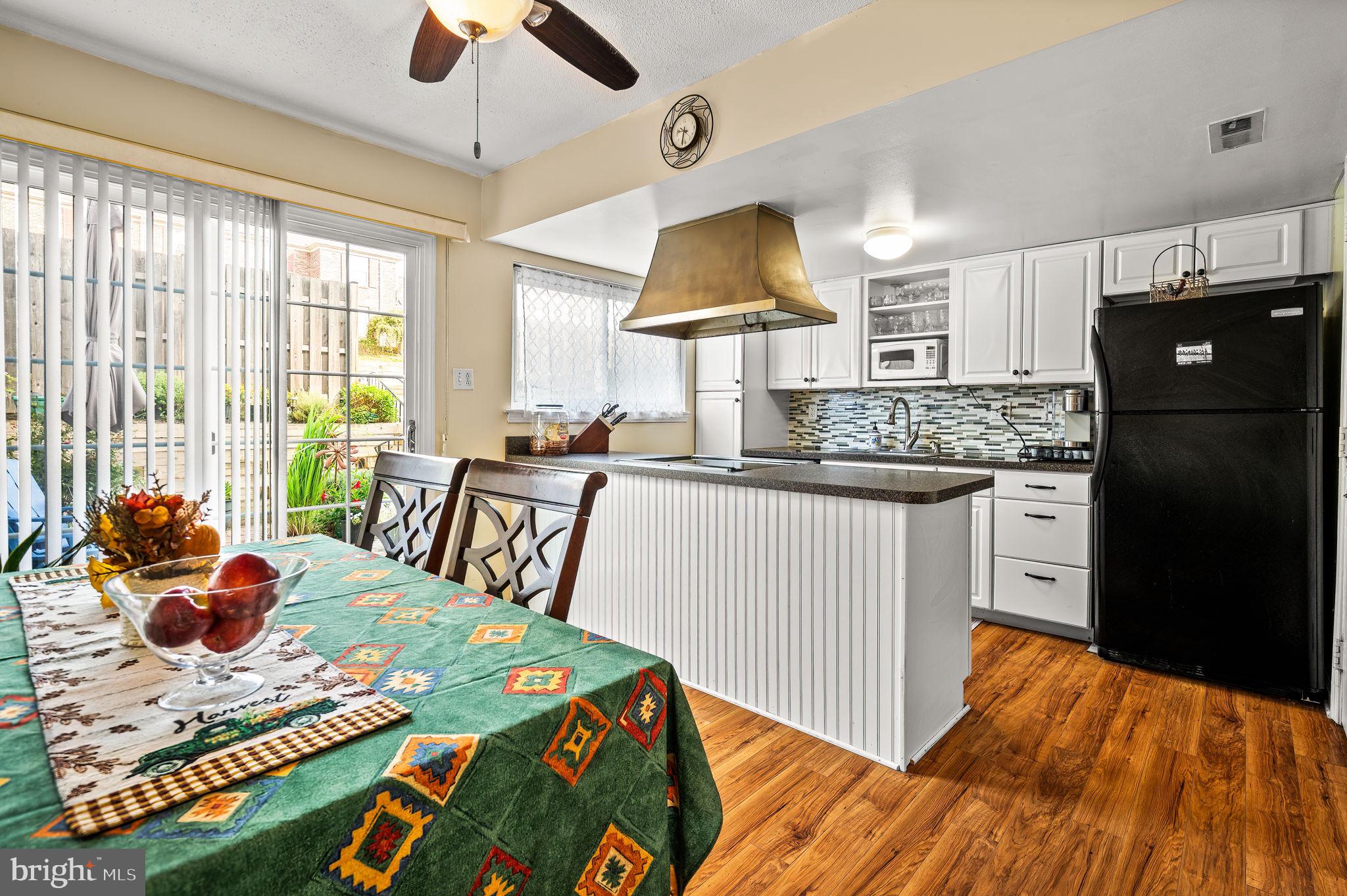 CHATHAM VIL OF TOW - Residential