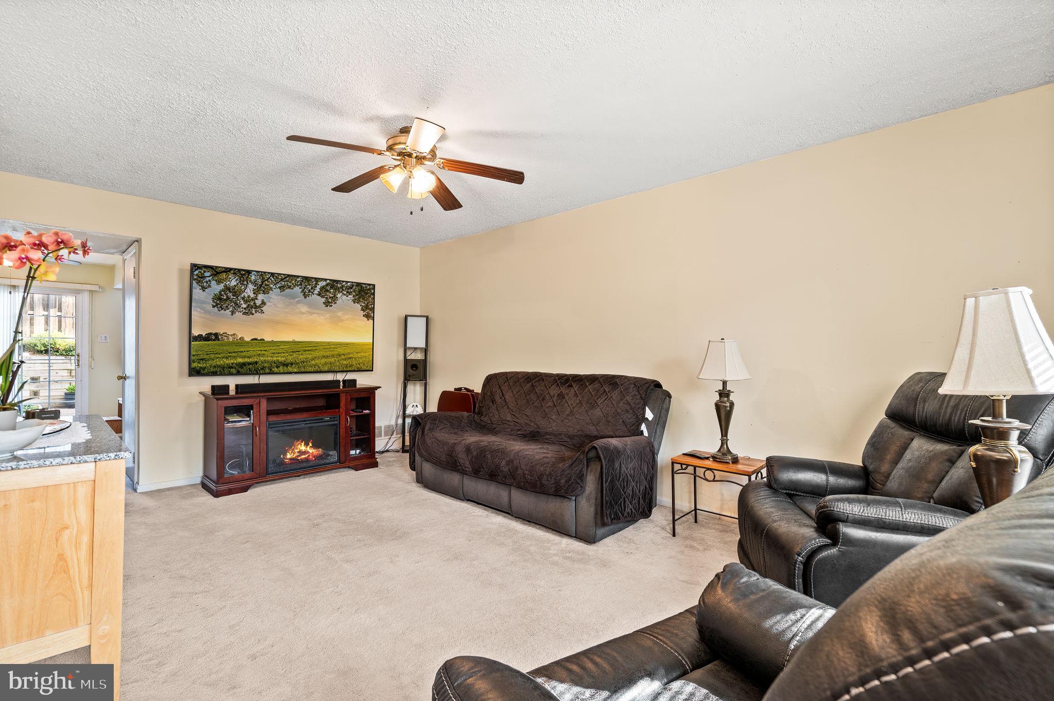 CHATHAM VIL OF TOW - Residential