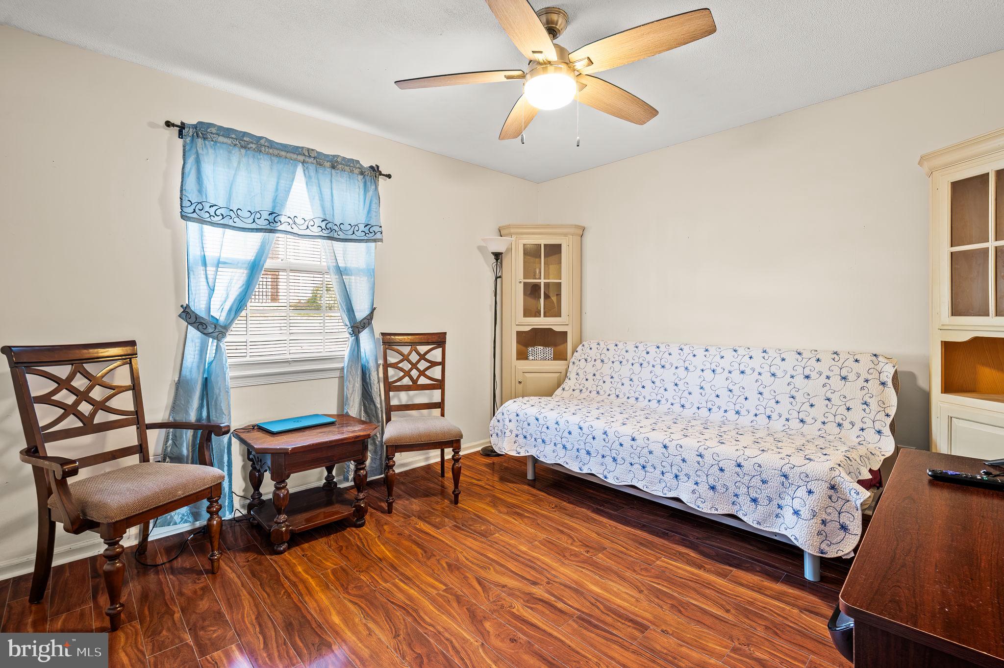 CHATHAM VIL OF TOW - Residential