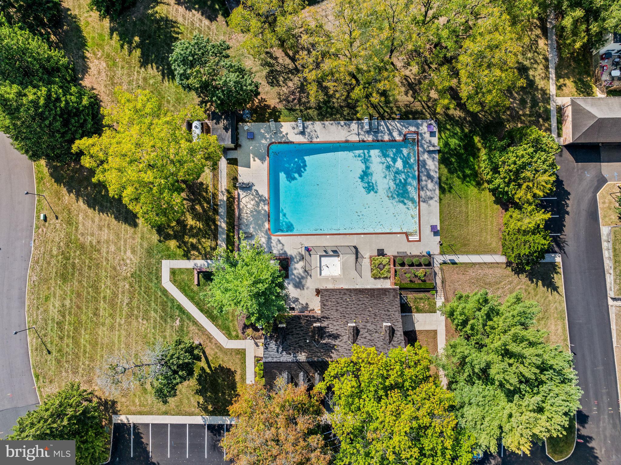 CHATHAM VIL OF TOW - Residential