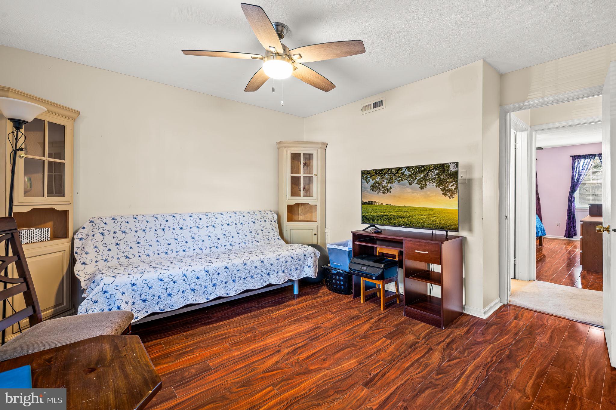 CHATHAM VIL OF TOW - Residential