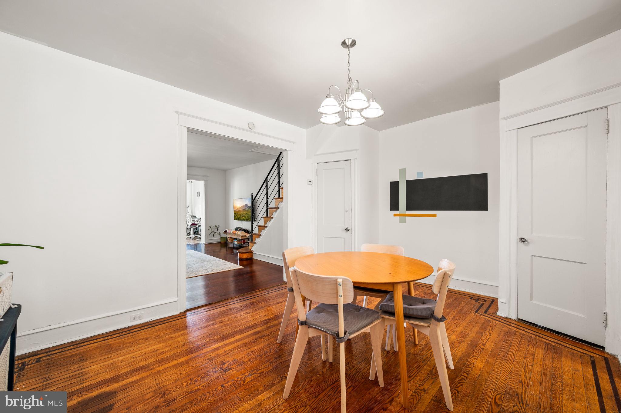 LAWNCREST - Residential