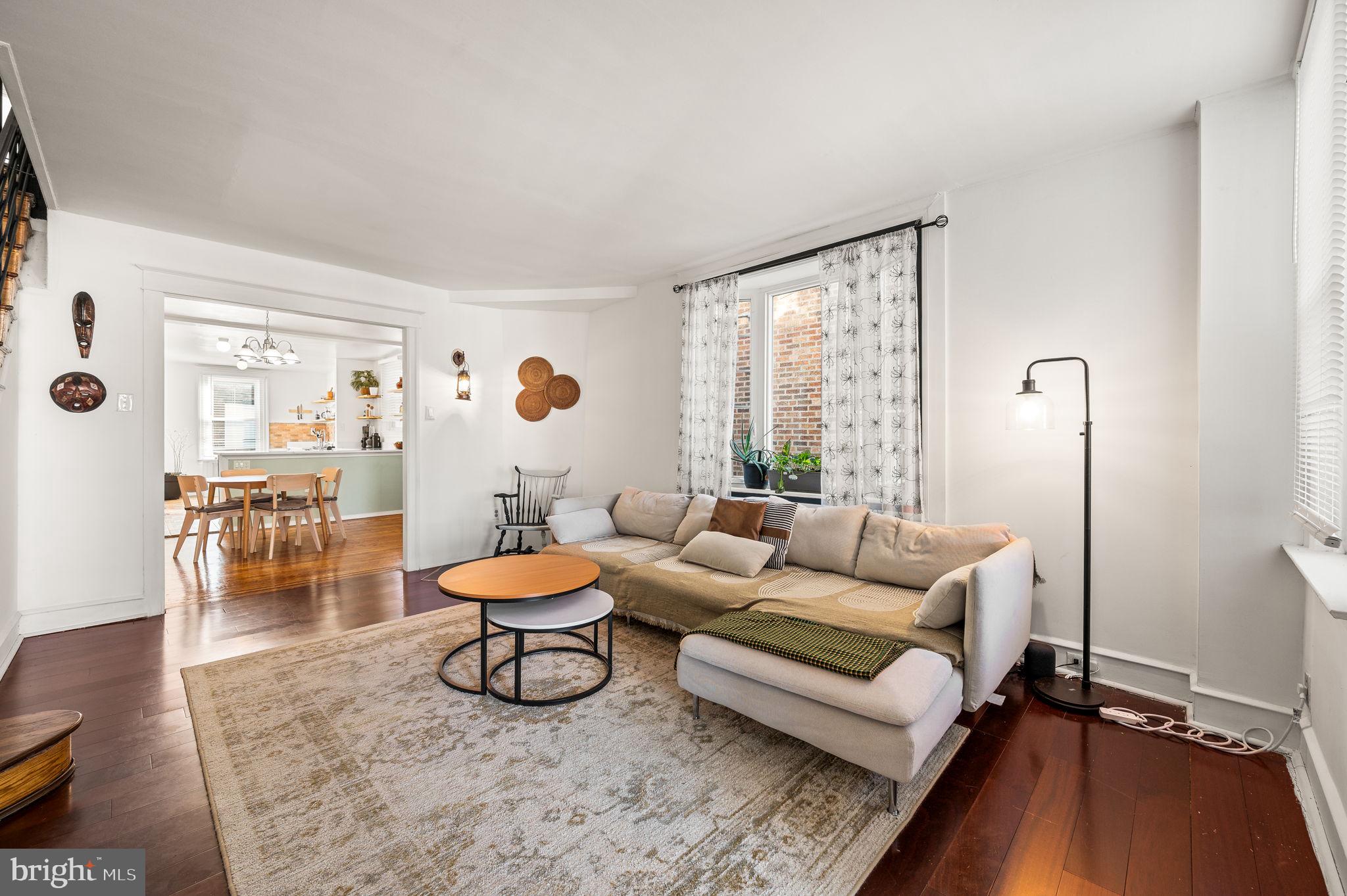 LAWNCREST - Residential