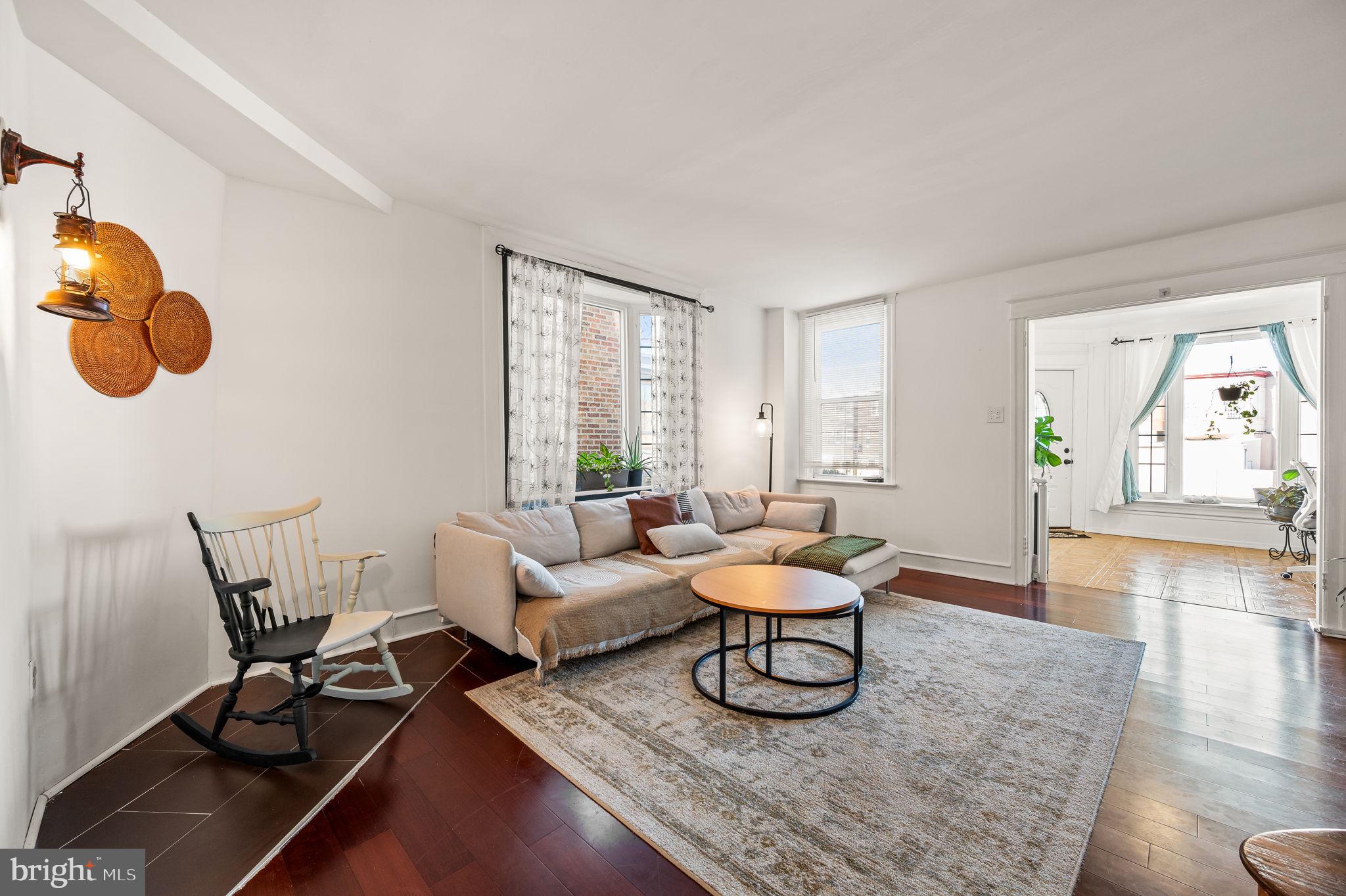 LAWNCREST - Residential