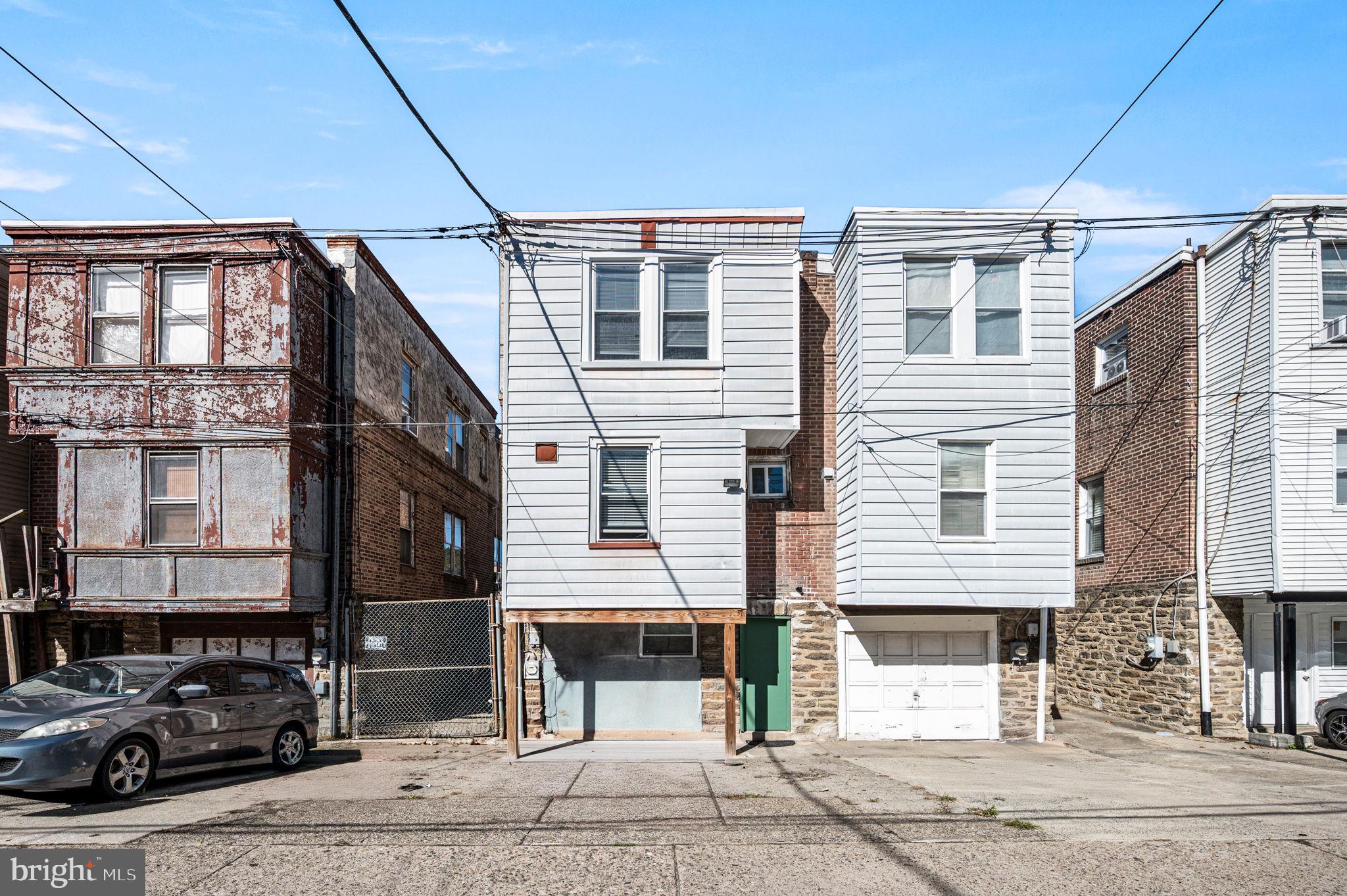 LAWNCREST - Residential