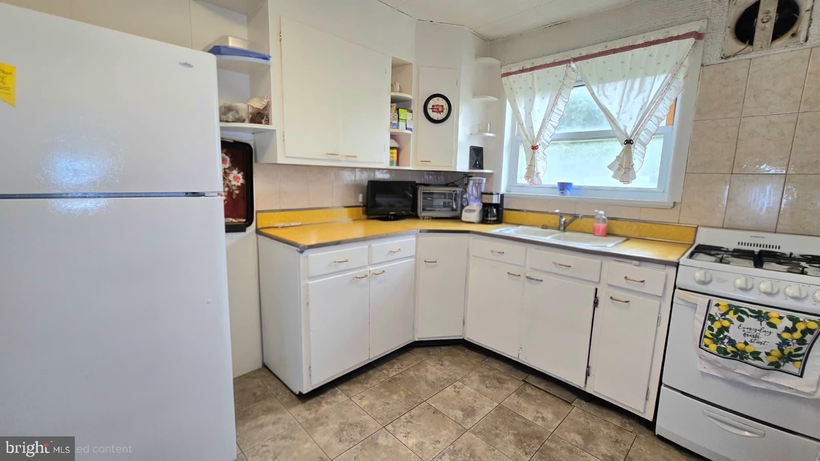 FELTONVILLE - Residential