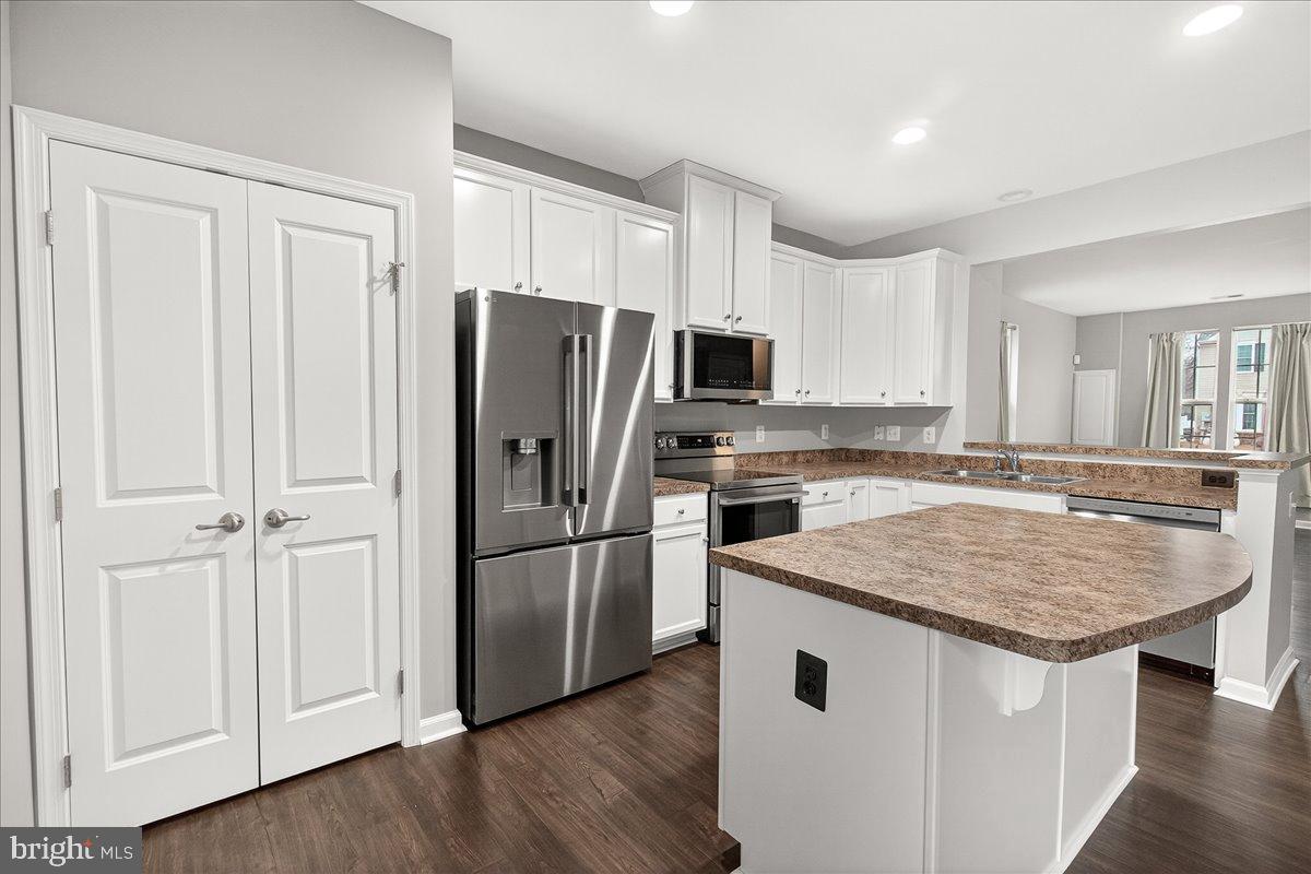 BROOKFIELD - Residential