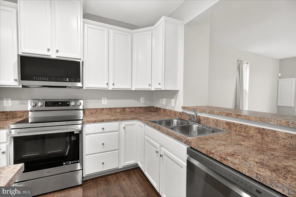 BROOKFIELD - Residential