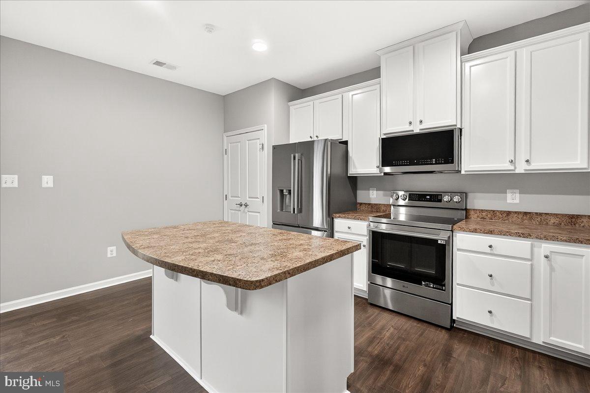 BROOKFIELD - Residential