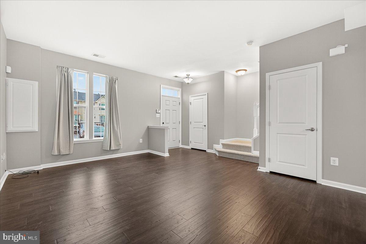 BROOKFIELD - Residential