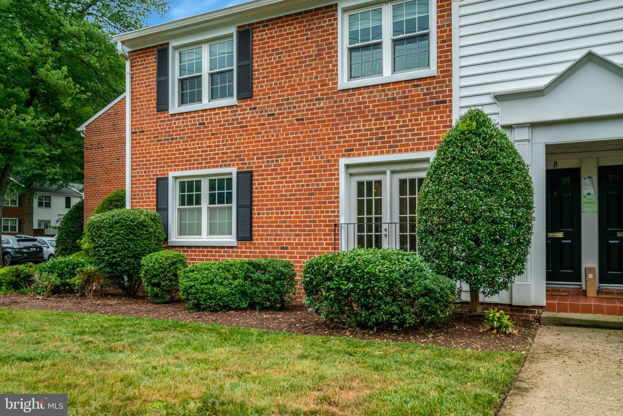 2637 S WALTER REED DRIVE A