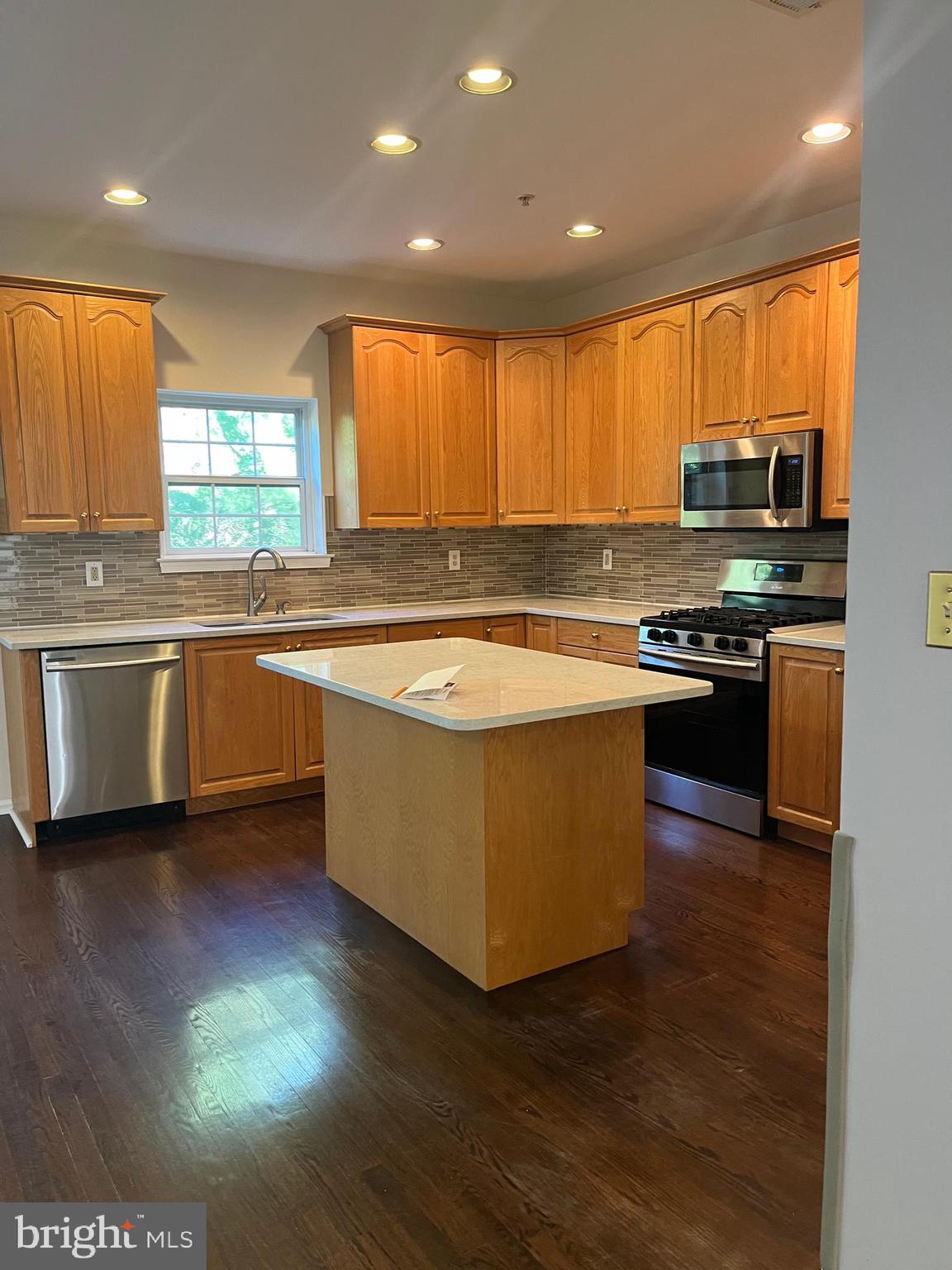 DEER CREEK - Residential Lease