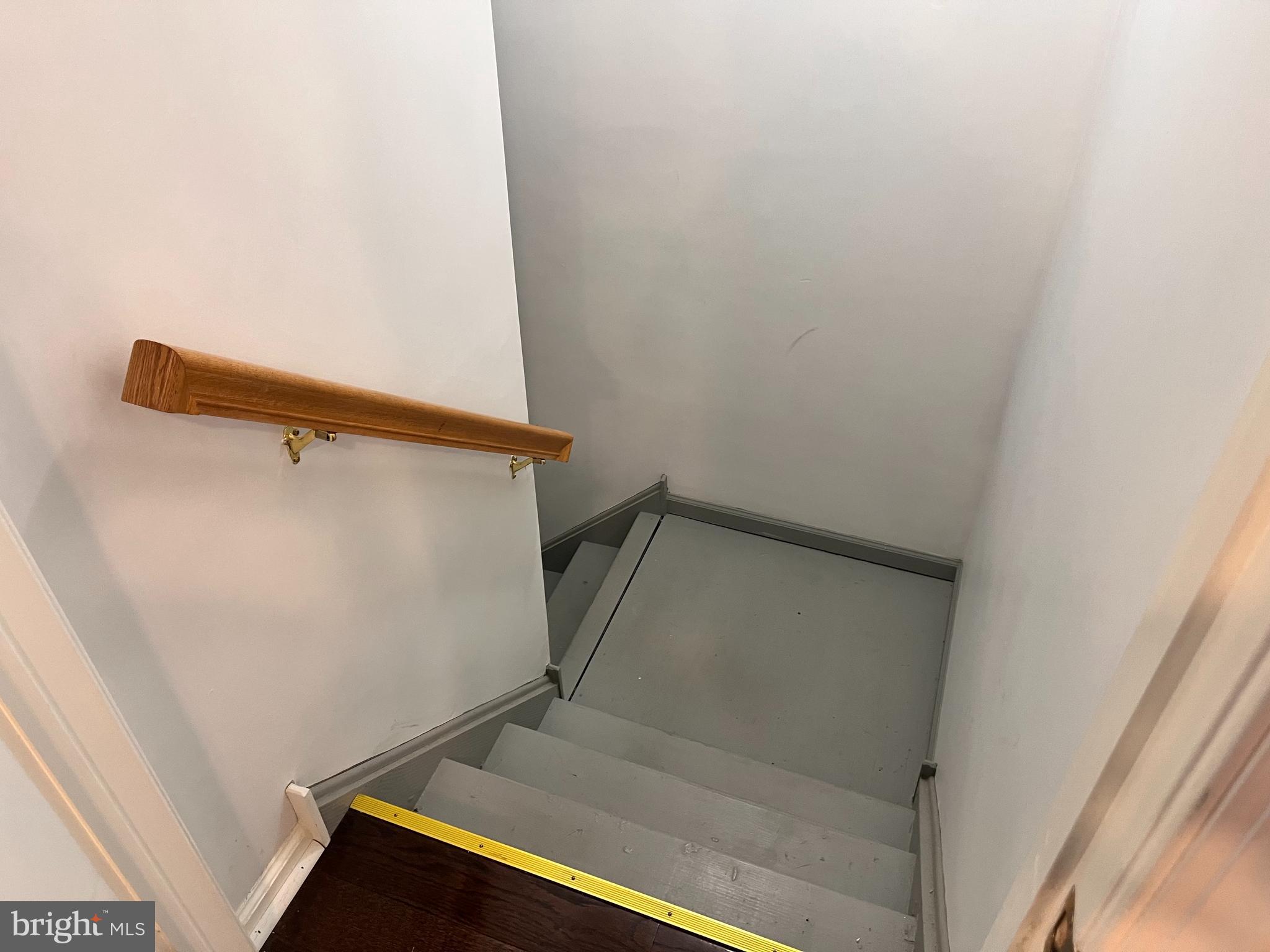 DEER CREEK - Residential Lease