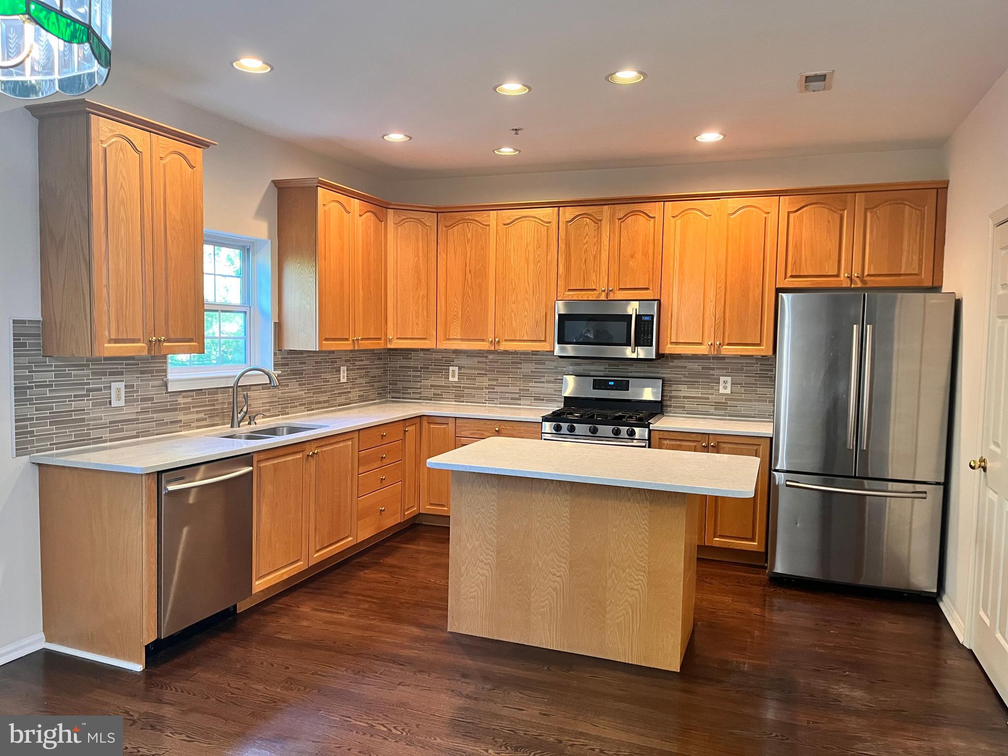 DEER CREEK - Residential Lease