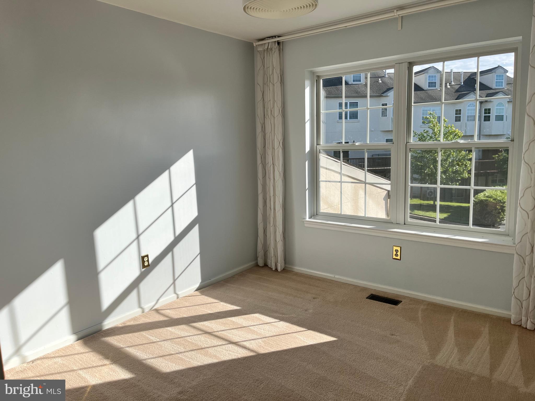 DEER CREEK - Residential Lease