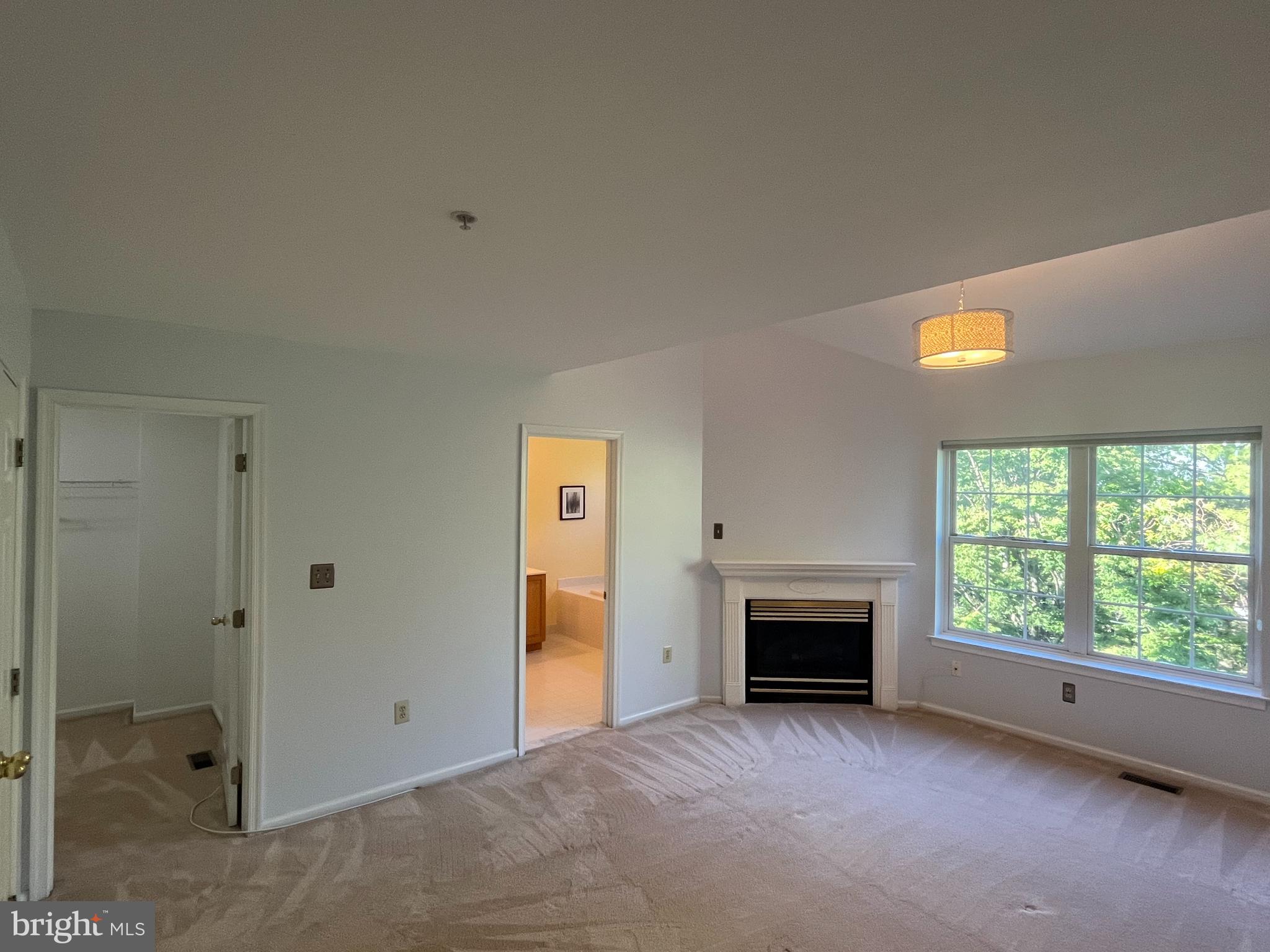 DEER CREEK - Residential Lease