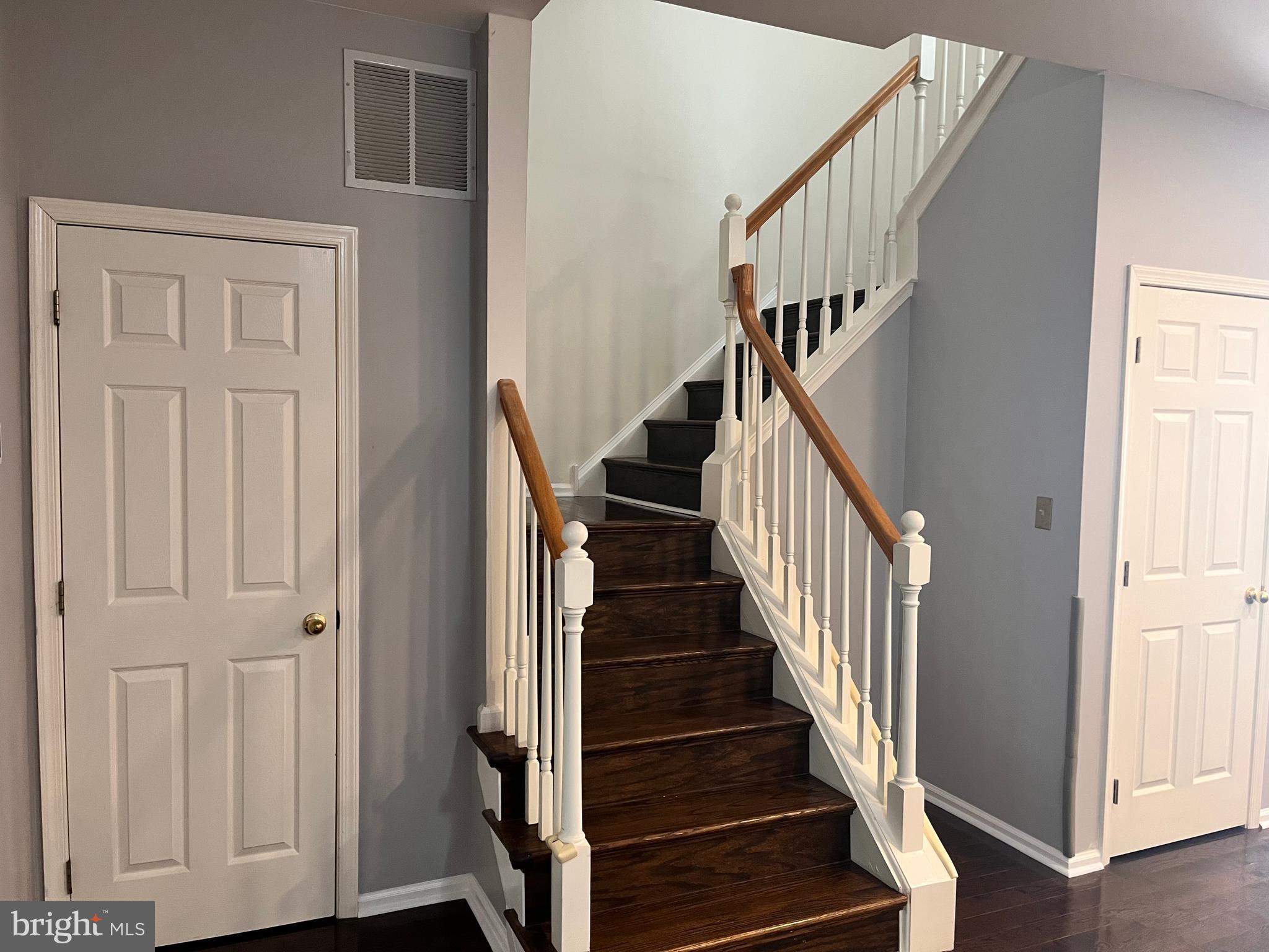 DEER CREEK - Residential Lease