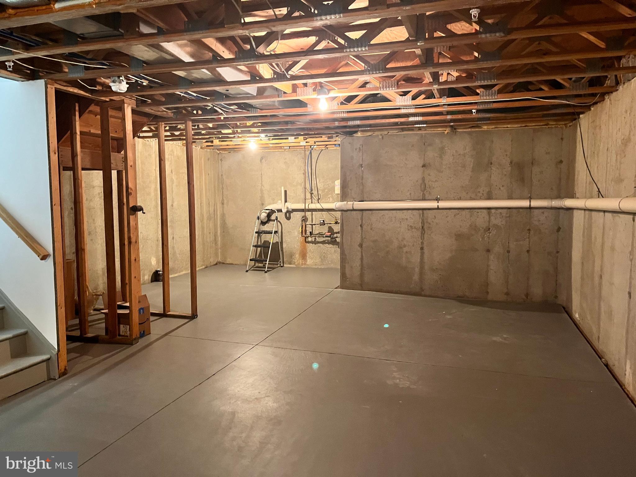 DEER CREEK - Residential Lease