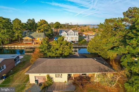 5105 RICHARDSON STREET CHINCOTEAGUE ISLAND VA 23336