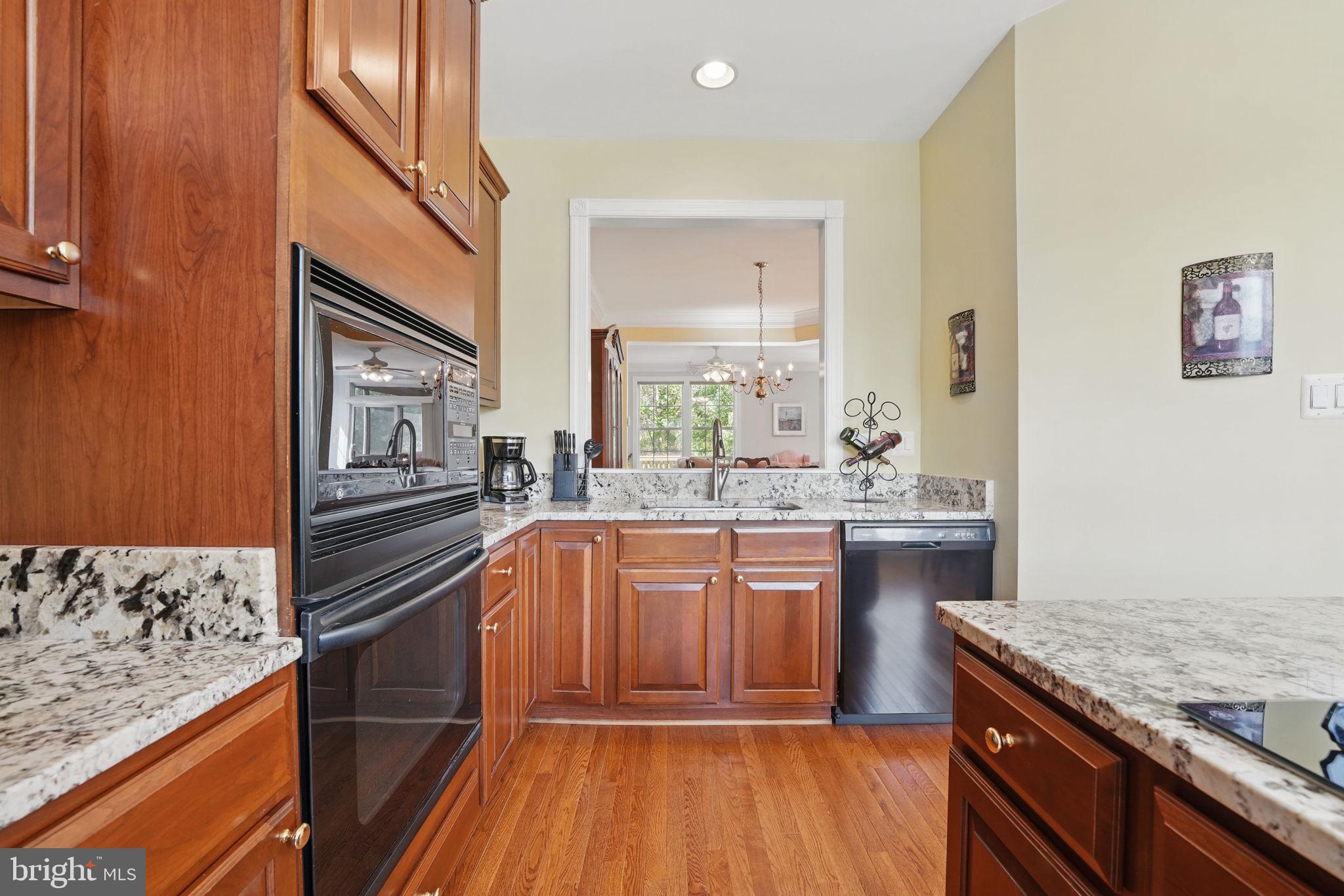 COLONNADE AT DULLES - Residential