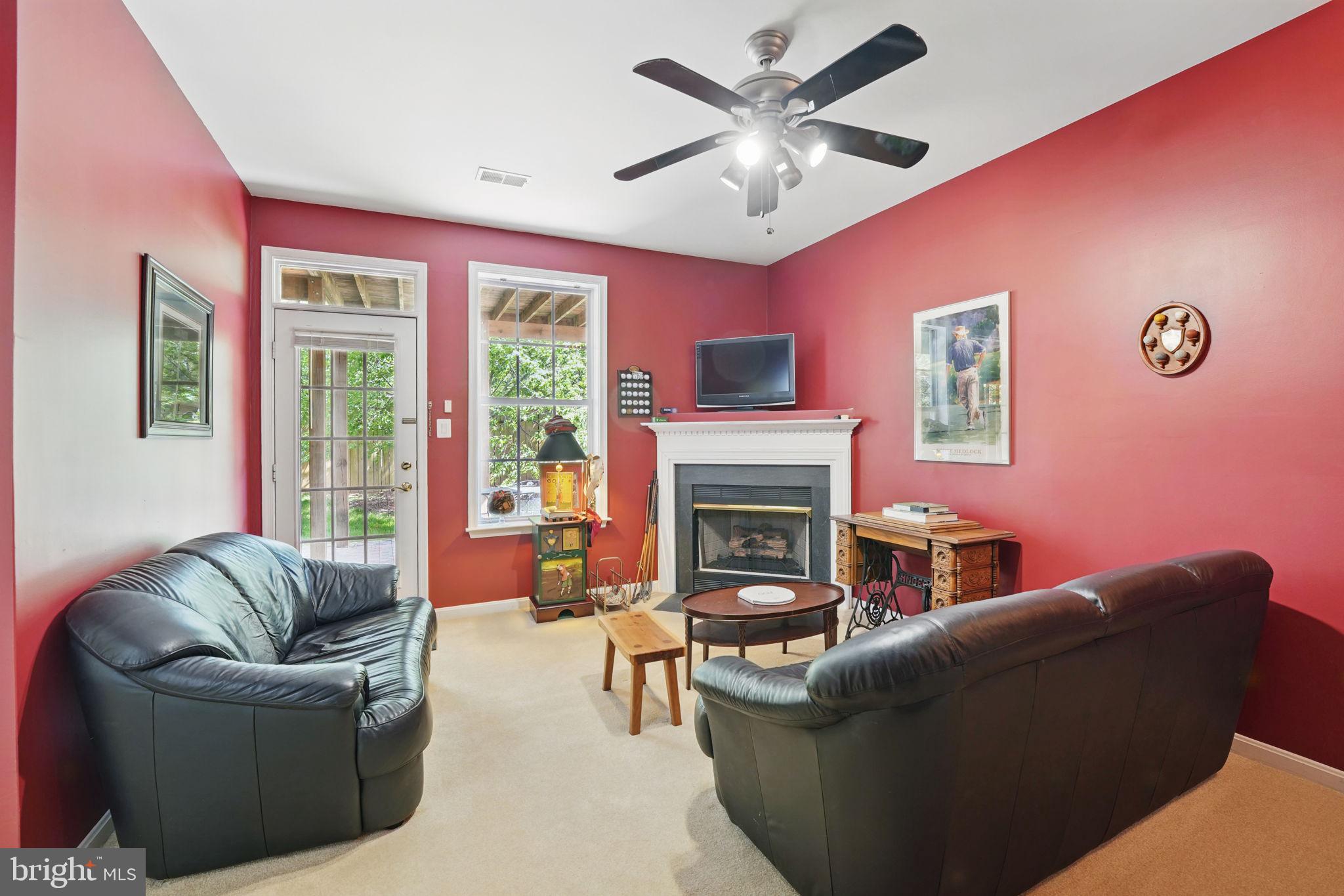 COLONNADE AT DULLES - Residential